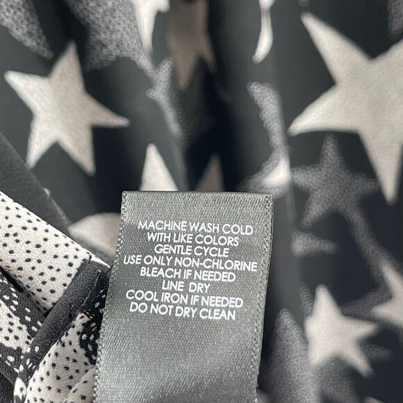 TORRID Blouse Size 0X Stars Plus Curvy Chiffon Button Down Kimono Open/Closed - Picture 14 of 14